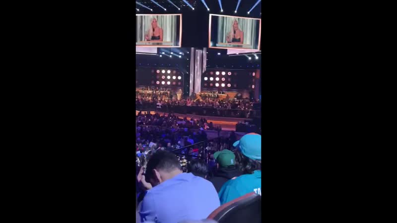 Kim Kardashian Gets Boo’d During Tom Brady Roast! Kim Kardashian Gets Boo’d During Tom Brady Roast!