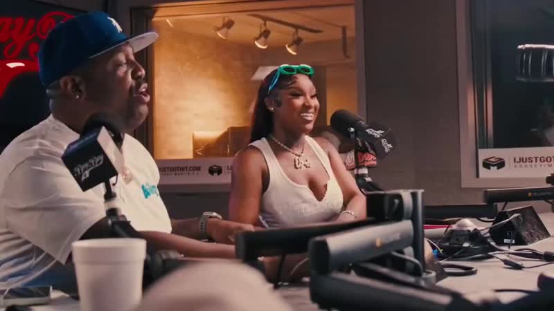 Erica Banks raps over the “Get It Sexyy” beat by Sexyy Red Erica Banks raps over the “Get It Sexyy” beat by Sexyy Red