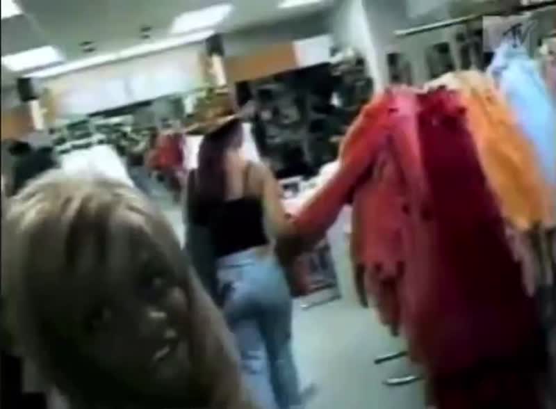 Lil' Kim shopping for fur coats, 1999 Lil' Kim shopping for fur coats, 1999